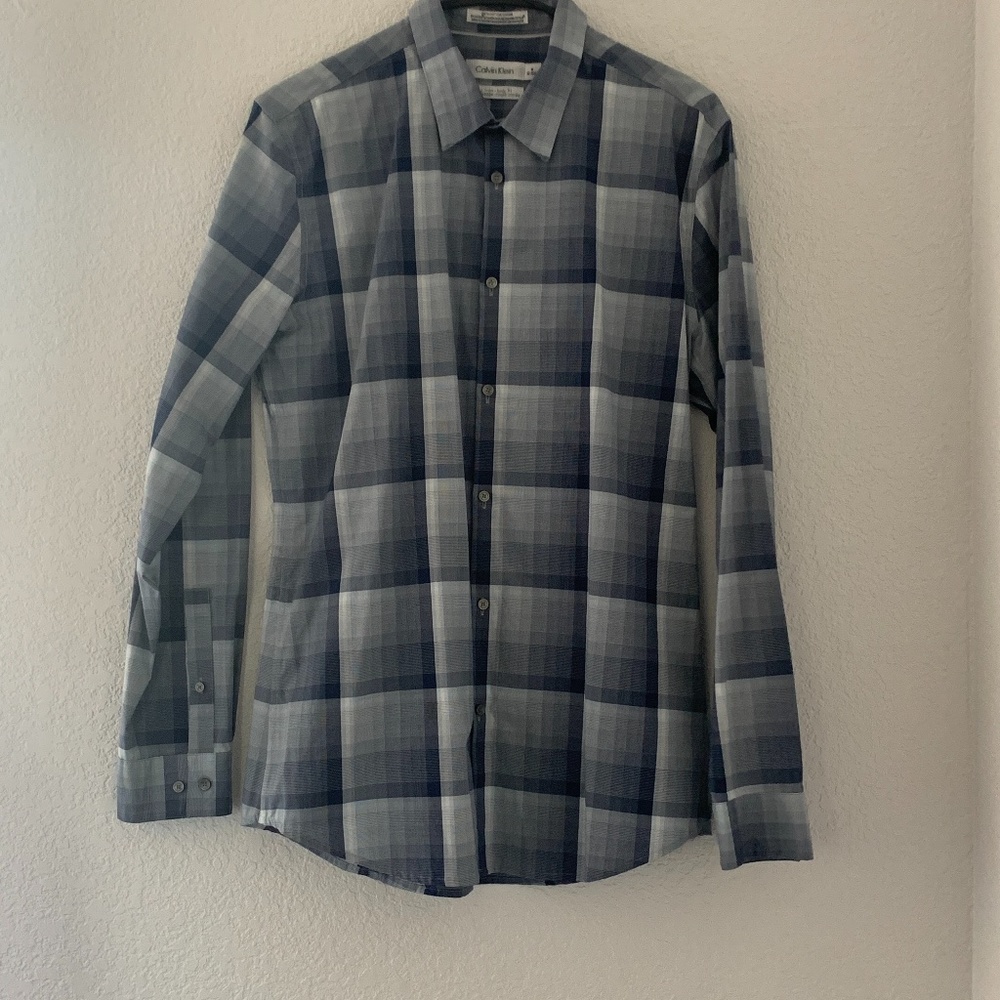 Calvin Klein Blue & White Plaid Body Fit Button Up